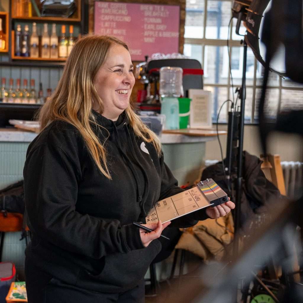 clue content inge on set